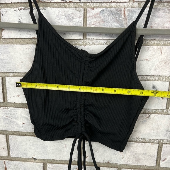 Black Two-Piece - Picture 9 of 9